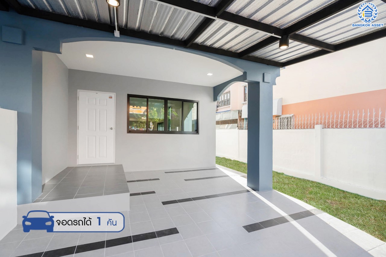 บ้านมือสองตกแต่งใหม่ ม.นันทนาการ์เด้นท์1 ราชพฤกษ์-ท่าอิฐ แบรนด์ Property Perfect หลังใหญ่ เนื้อที่ 31.3 ตร.ว. ฟังก์ชัน 2 ห้องนอน 2 ห้องน้ำ บนทำเลเดินทางสะดวก เข้า-ออกได้ ทั้งถ.ราชพฤกษ์ และถ.รัตนาธิเบศร์ ใจกลาง 2 เซ็นทรัล และใกล้รถไฟฟ้า "สถานีบางรักน้อยท่าอิฐ" เพียง 5 นาที